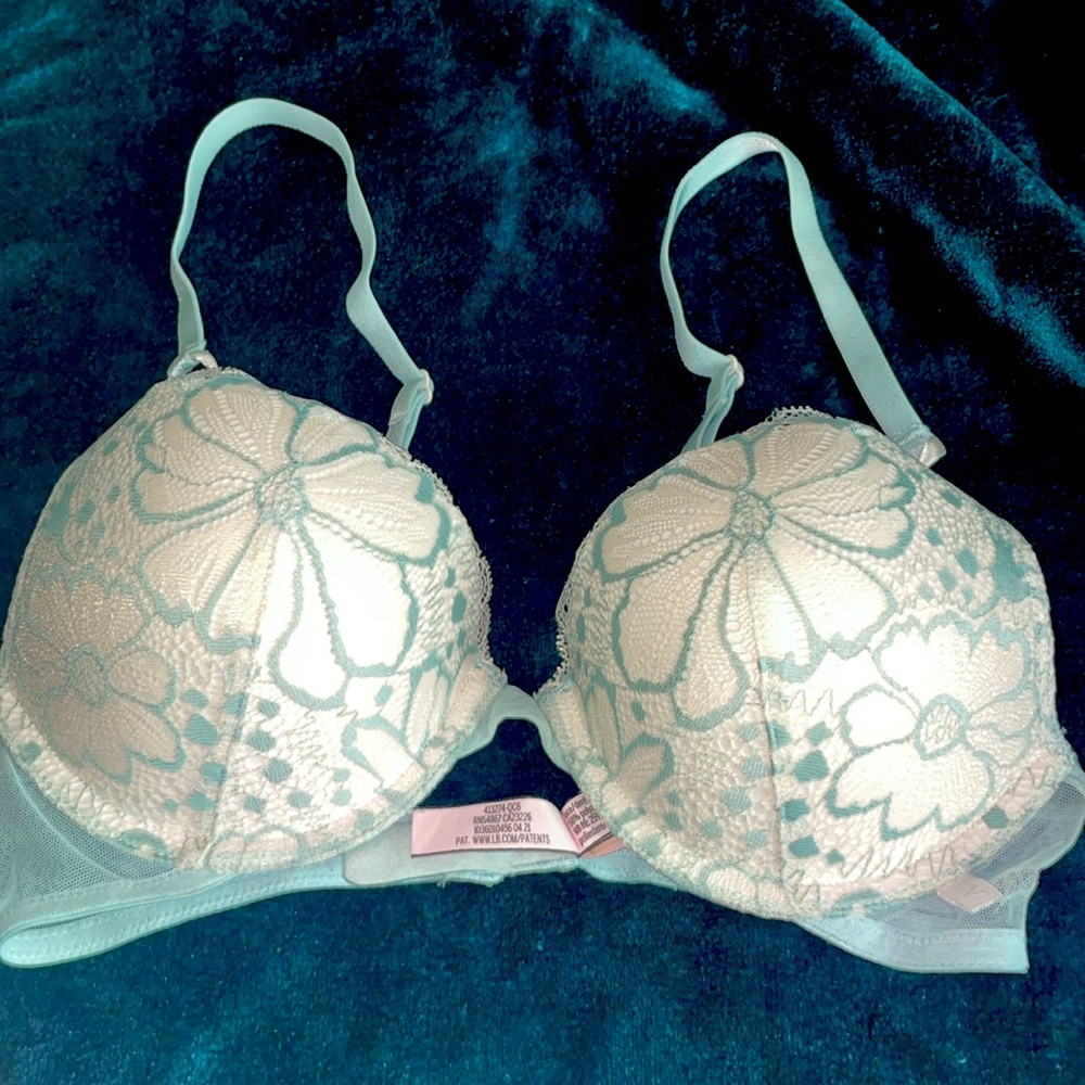 Victoria’s Secret Push up, padded bra